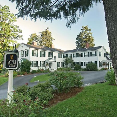 Swift House Inn Мидлбери Экстерьер фото